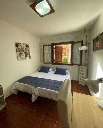 Lourdes 1 Casa Compartida Solo Con La Anfitriona Apartment Brena Baja Exterior photo